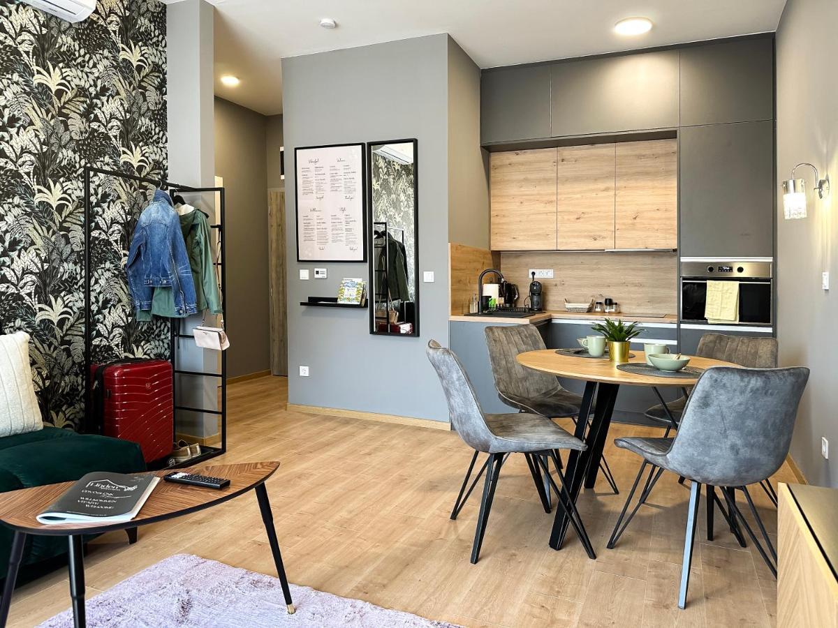Linden Apartman 107 Glamour (Adults Only) Mosonmagyarovar Exterior photo