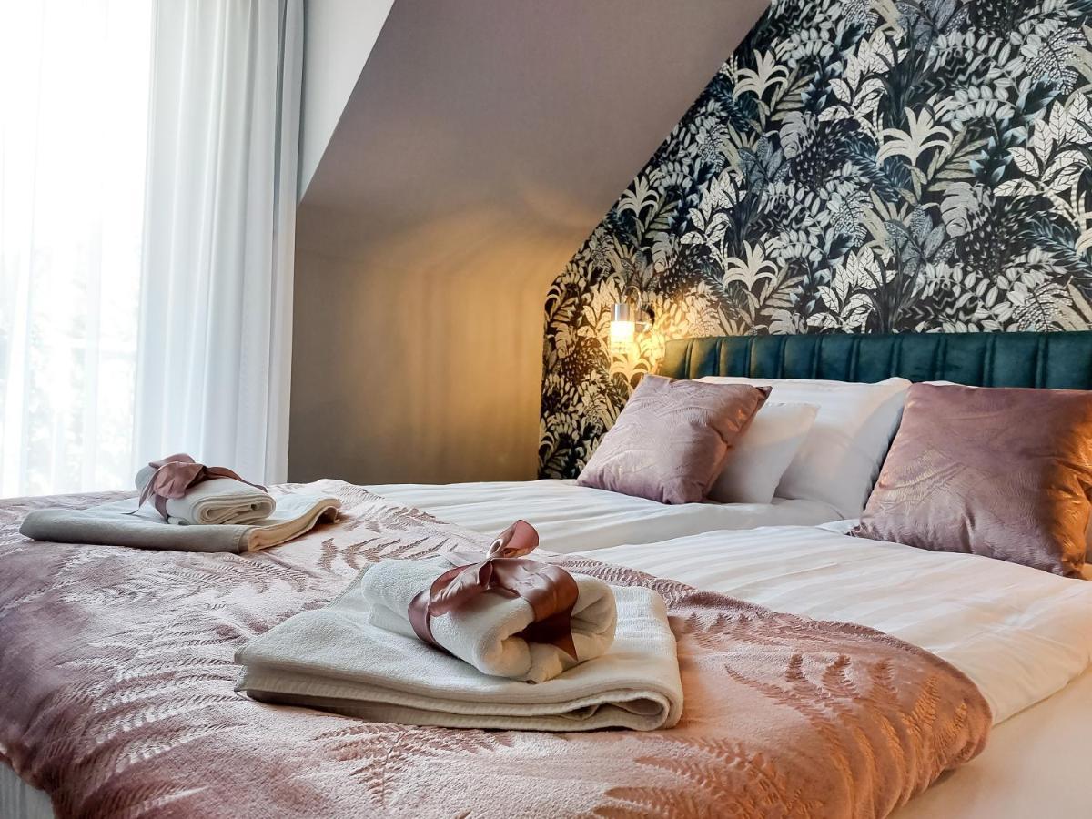 Linden Apartman 107 Glamour (Adults Only) Mosonmagyarovar Exterior photo
